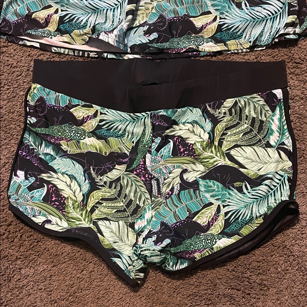 Torrid Tropical Leaf Print Tankini Top and Bottom - Picture 2 of 10